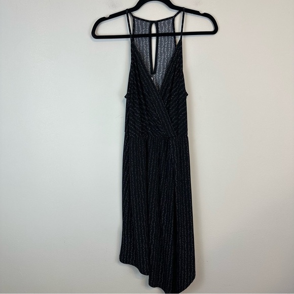 BCBGeneration | Black and White Patterned V-Neck Asymmetrical Hem Dress Small - Picture 1 of 9